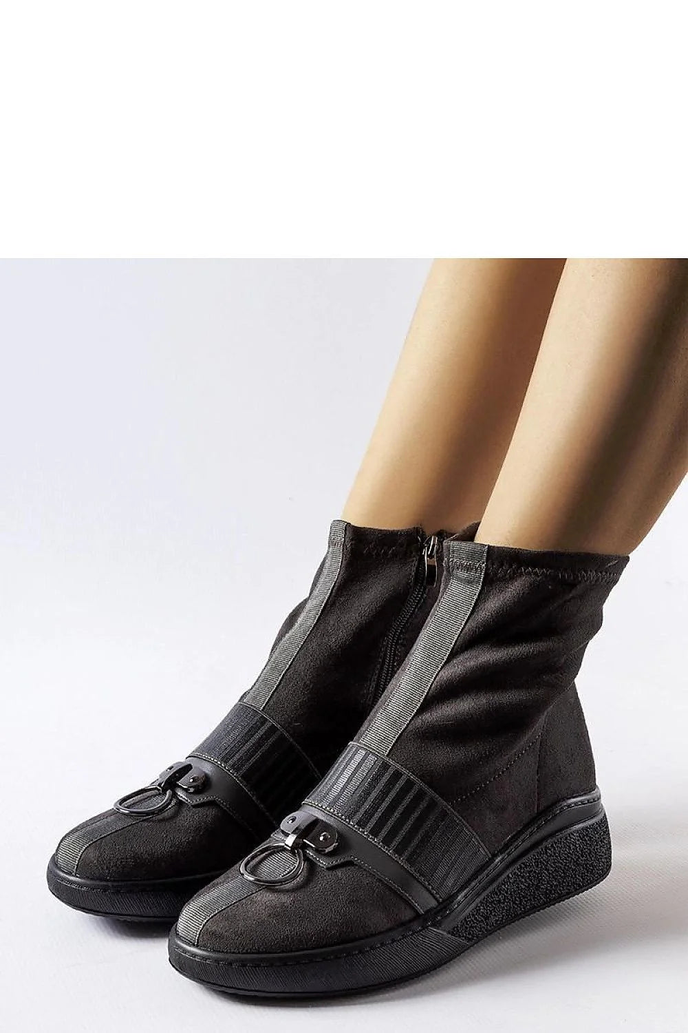 Bottes cothurnes Solea design moderne élégant coupe montante cheville talons compensés confortables matières luxueuses polyvalent femmes