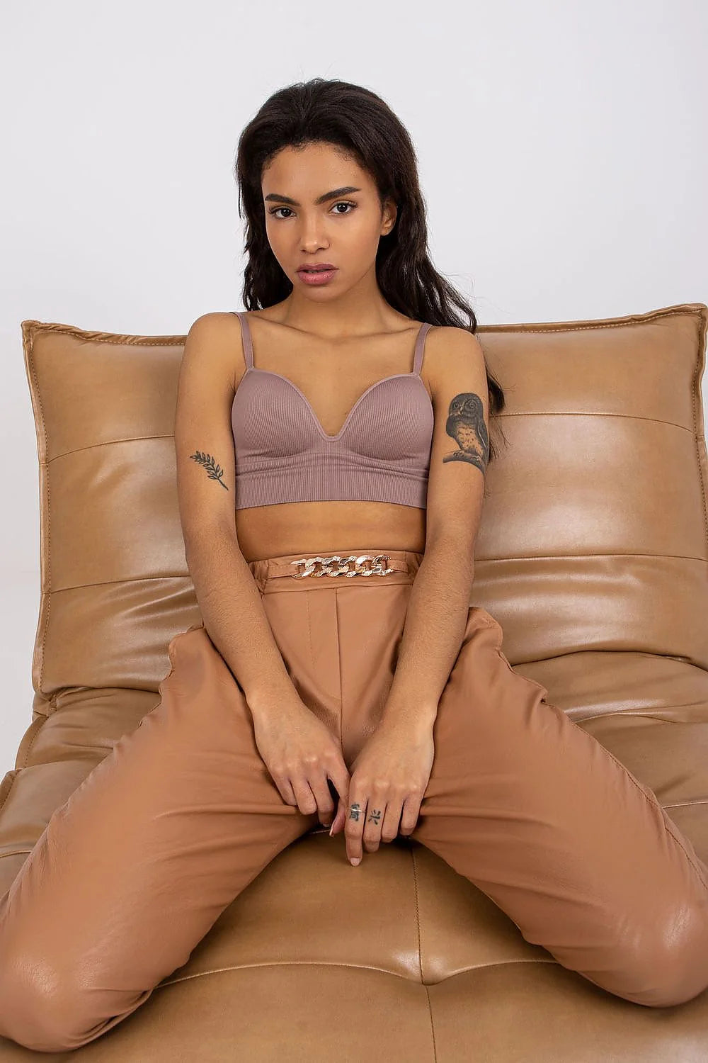 Pantalon Femme Italie Moda Cuir Écologique Rose Taille Haute Élastique Poches Curseurs Chaines Décoratives Occasions Formelles ou Casuals