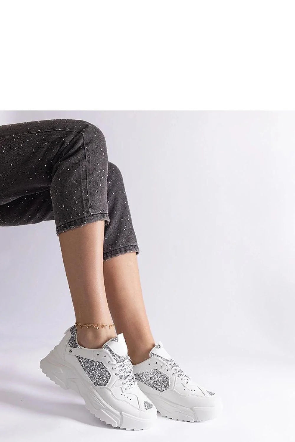 Baskets femme design moderne tendance tige cuir synthétique blanc paillettes argenté plateforme confortable style sportif élégant occasion quotidienne sortie amie