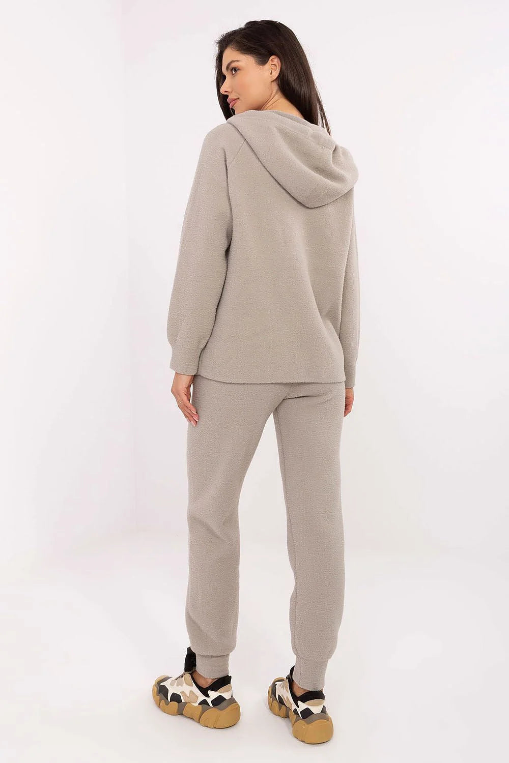 ensemble femme loungewear sweat capuche zippé jogging taille haute cordon fuselée poches latérales côtelés douceur teddy polaire gris taupe angora