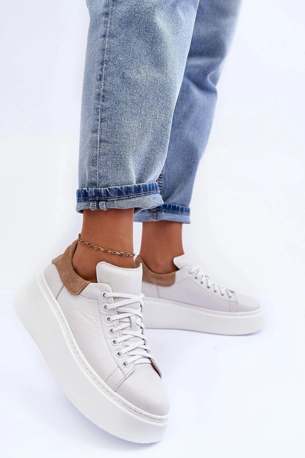Chaussures de sport femmes cuir blanc style moderne minimaliste confort plateforme haute lacets blancs
