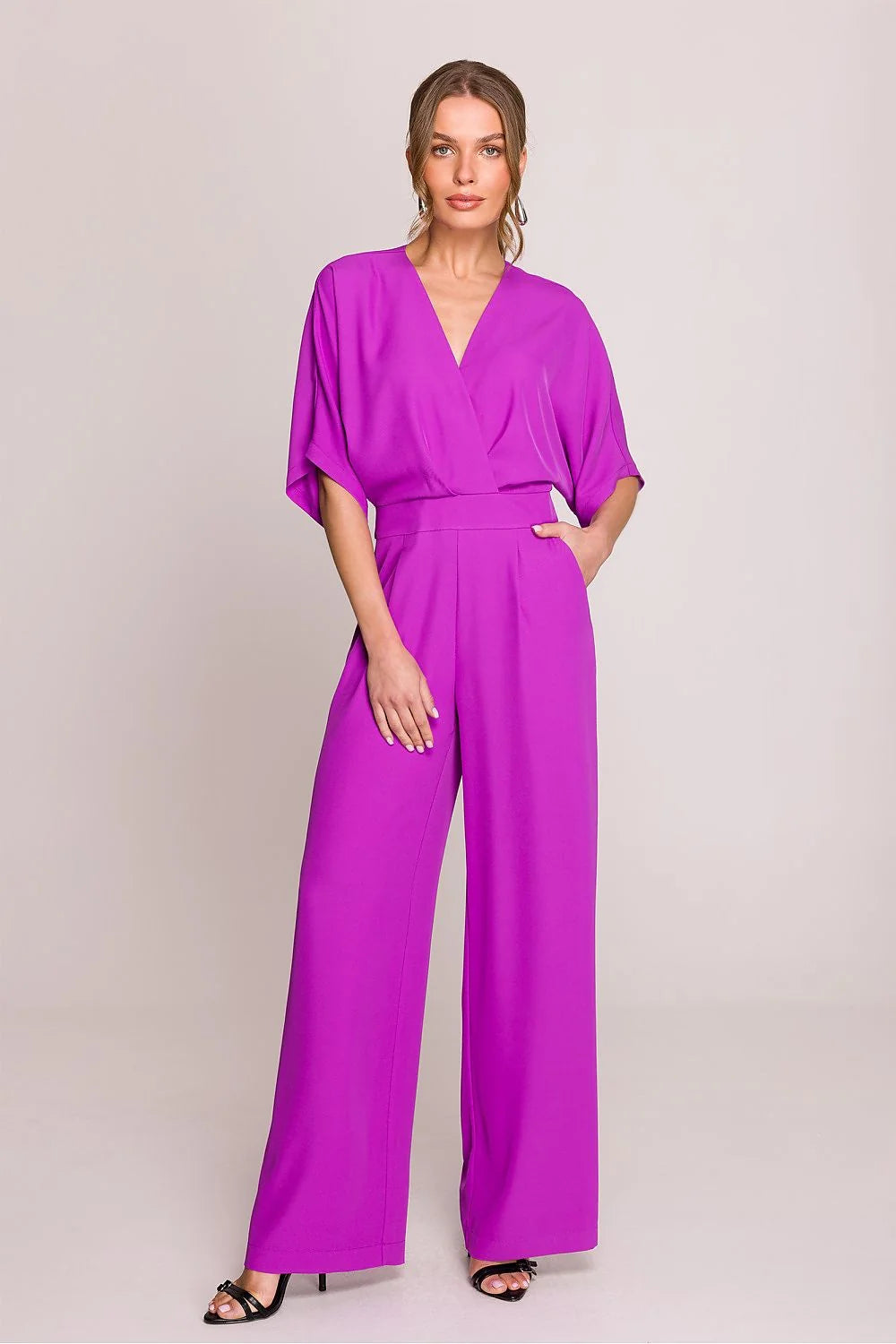 Combinaison féminine élégante couleur fuchsia vif polyester élasthanne coupe ample manches mi-longues pantalon large poches latérales occasion semi-formelle femme mode 2023