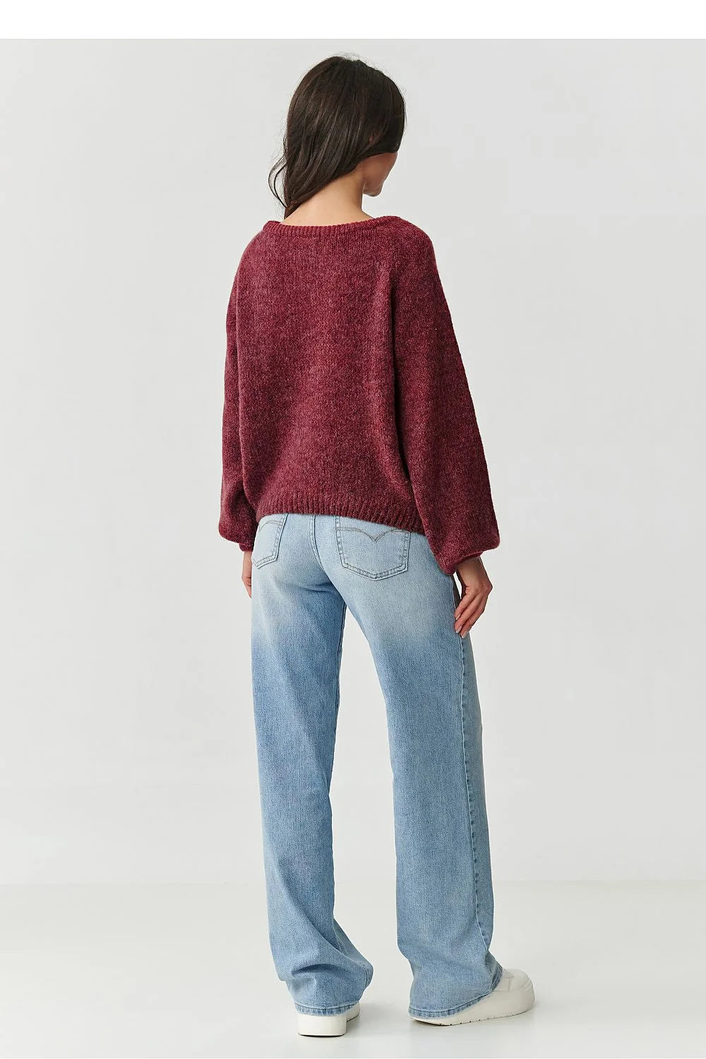 pull femme maille chenille bordeaux col rond coupe boxy courte manches longues bouffantes bords côtes douce moelleuse chaud polyvalent élégant