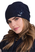 Bonnet femme Kamea en laine bleu marine brodé paillettes coupe classique ajustée hiver élégant
