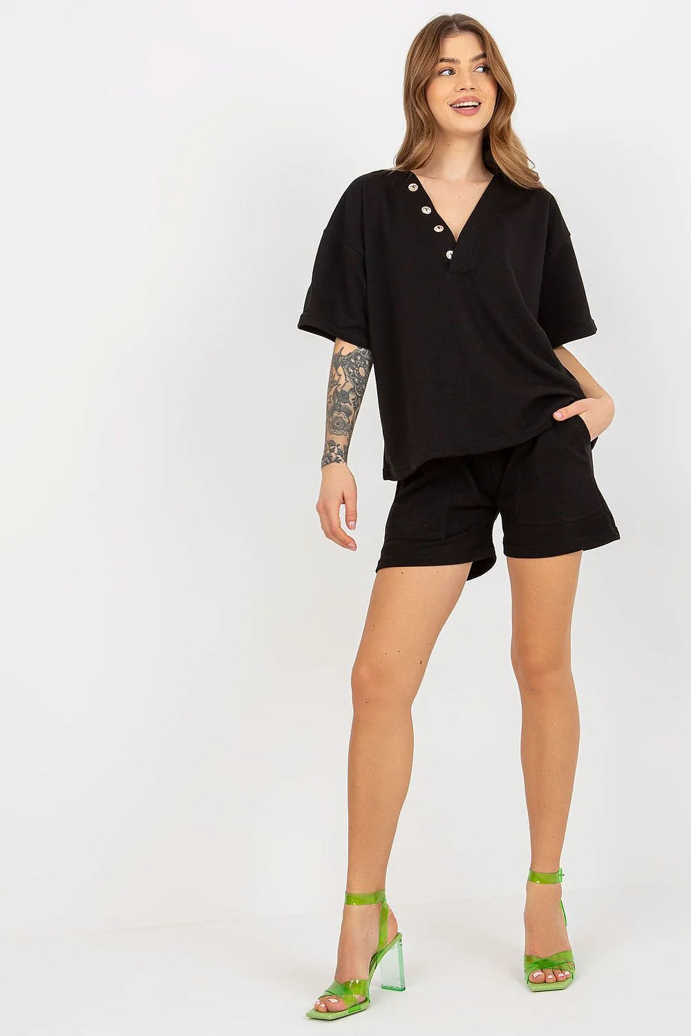 Ensemble sportif féminin décontracté blanc col V manches courtes short cordon poches latérales coton polyester respirant