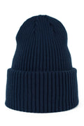 Bonnet en maille bleu marine style urbain pour femme, coupe ajustée, matière douce, confortable et intemporel