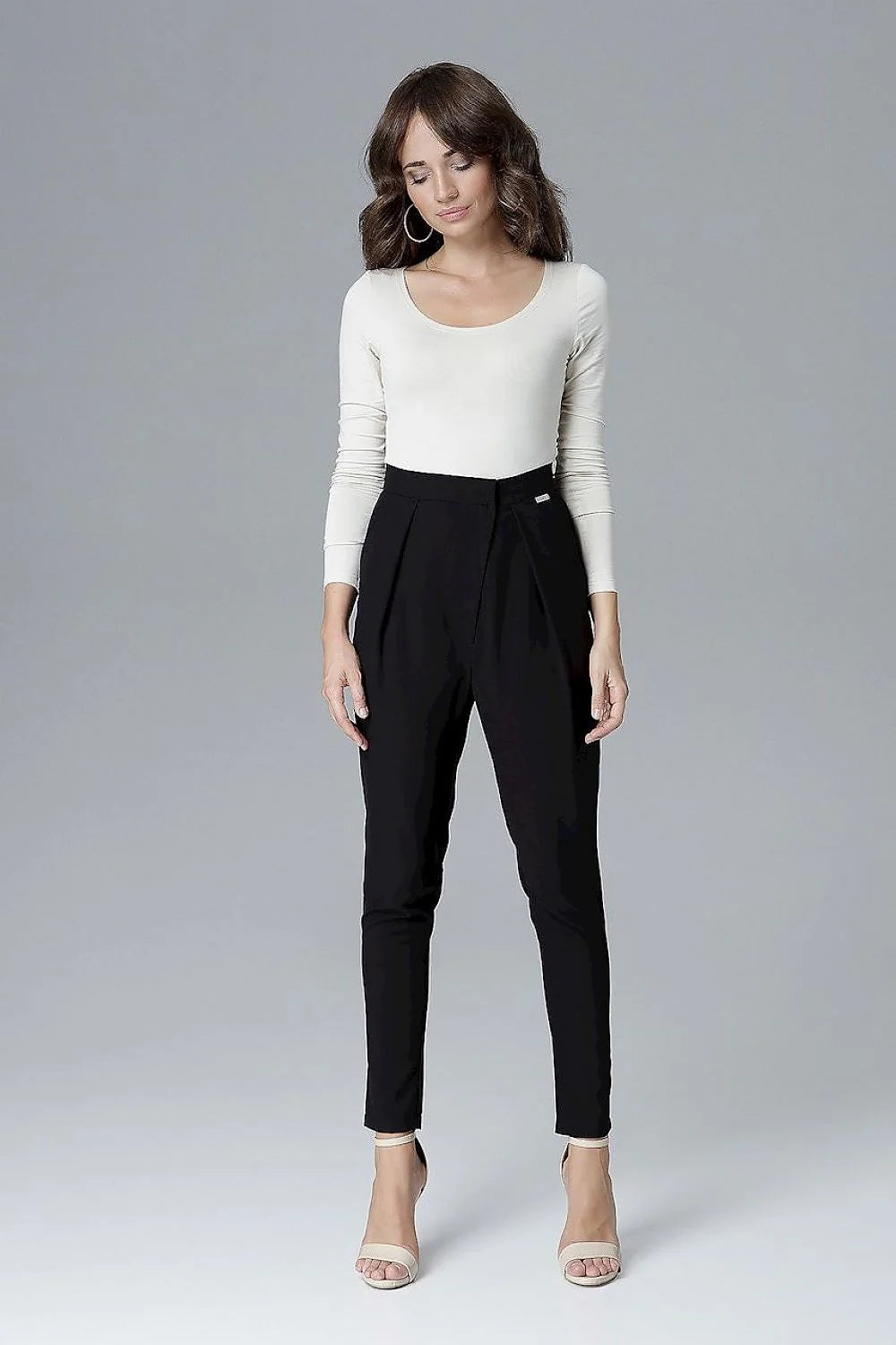 Combinaison pantalon coton élégante chic minimaliste noir et blanc manches longues femme mode soirée