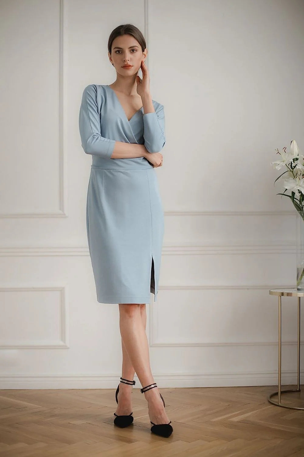 robe fourreau midi femme rose poudré cache coeur manches trois quarts ceinture ajustable boutons noirs fente stretch crêpe maintien élégant