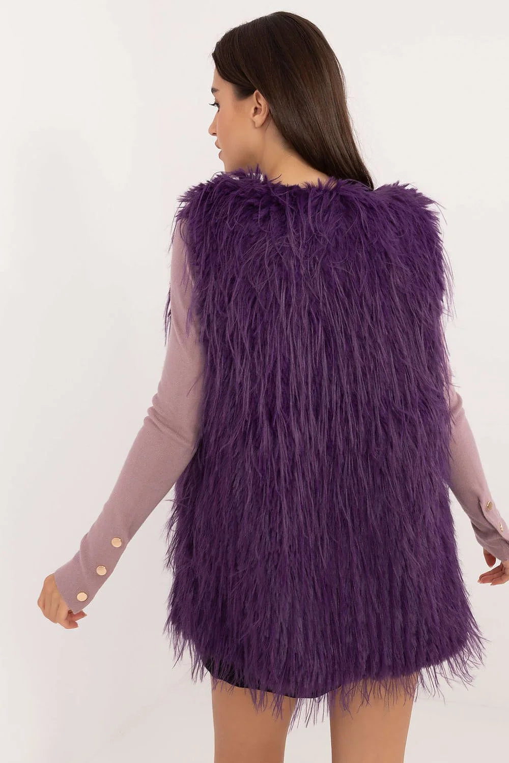 Gilet en fausse fourrure pour femme, style audacieux, couleur violette, coupe droite, sans manches, doublure intérieure, occasion polyvalente, mode élégante