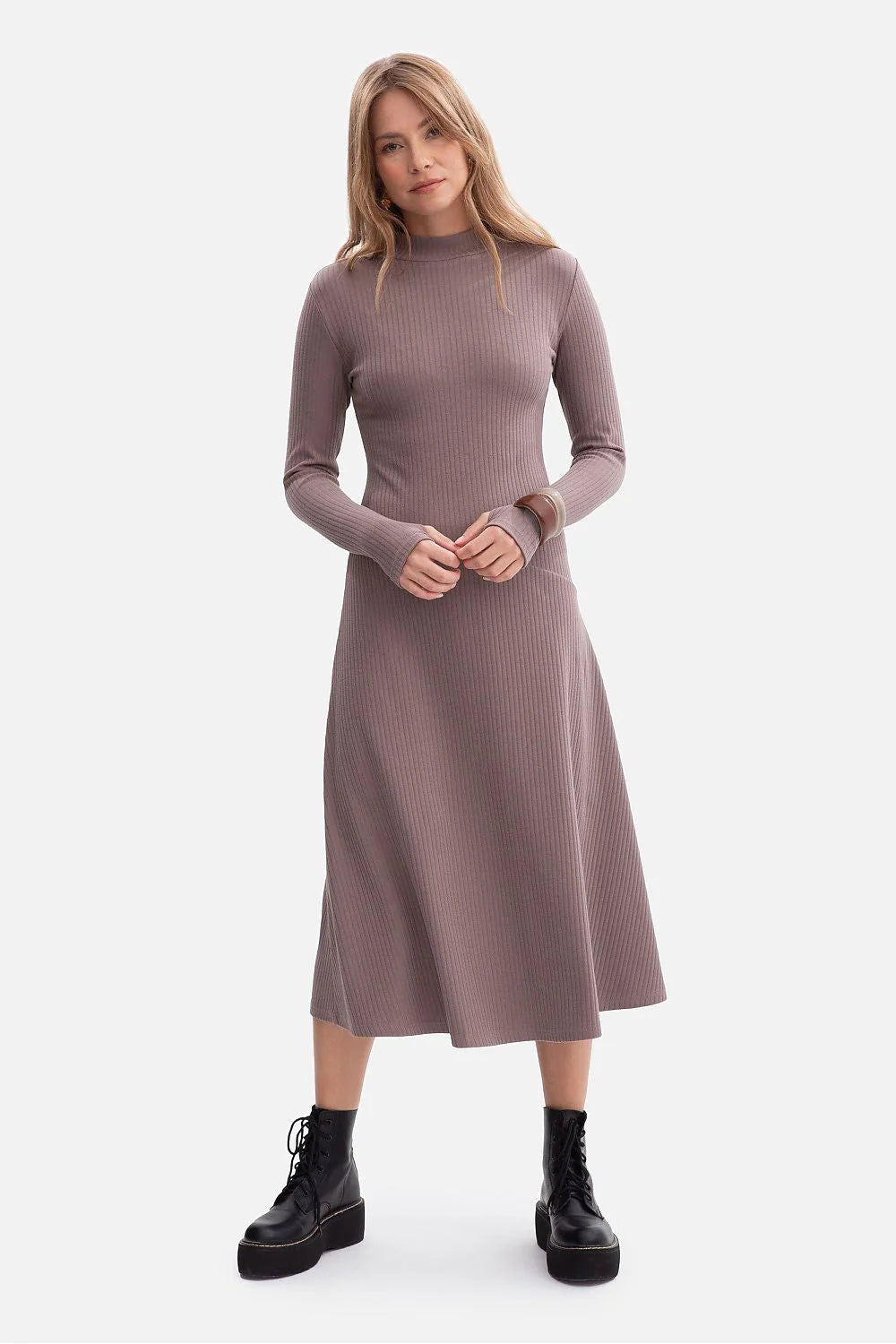 robe midi femme côtelée pull col montant manches longues découpe pouce taille marquée jupe légèrement évasée extensible douce vieux rose