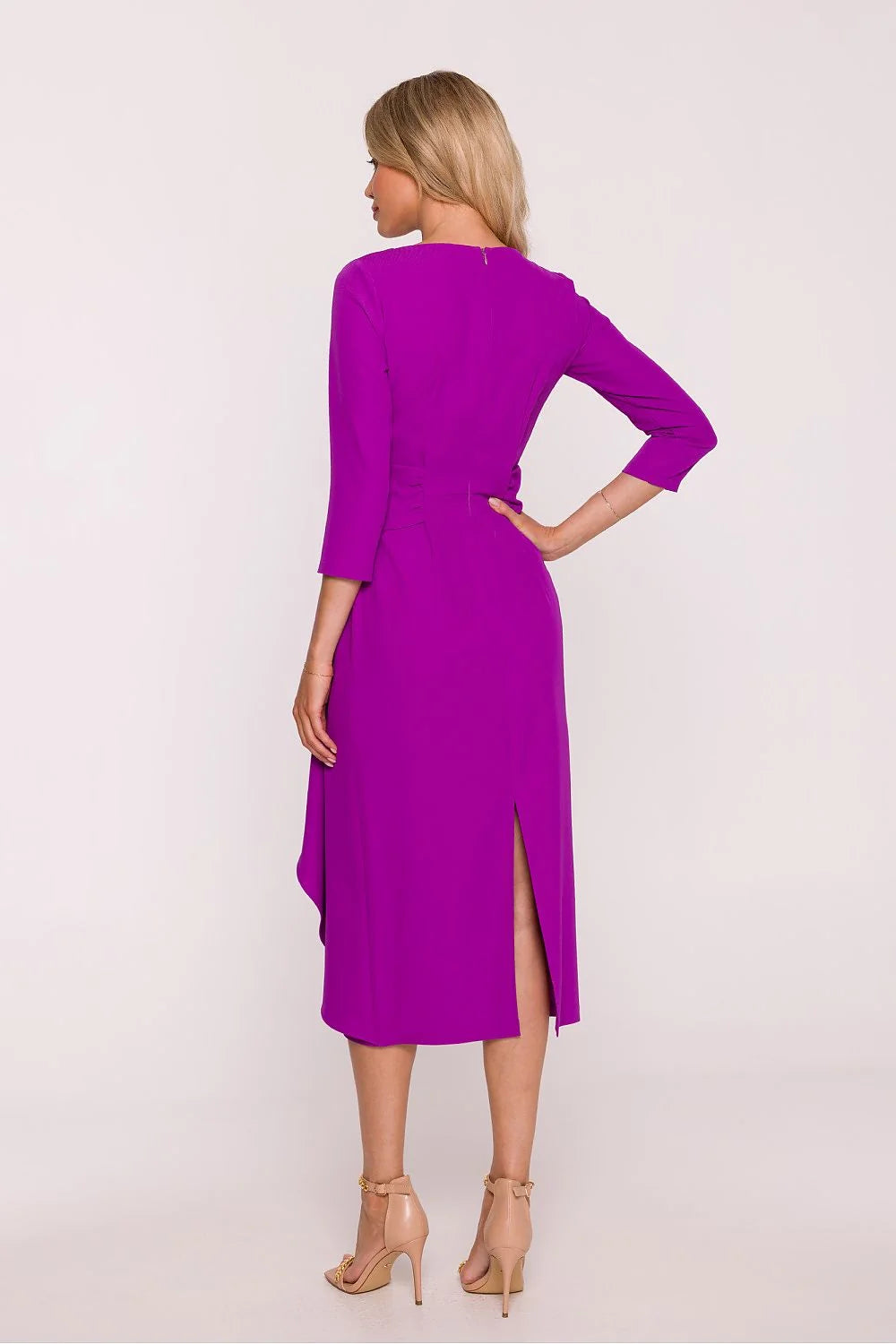 robe soirée cocktail midi manches trois quarts encolure ronde ajustée taille marquée drapé noué volant asymétrique cascade fuchsia brillante polonaise