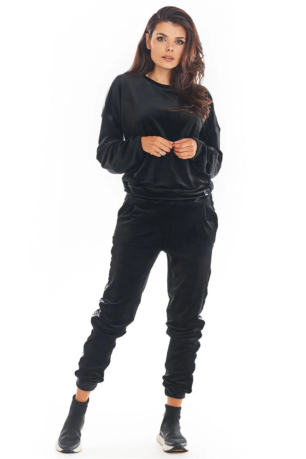 Sweatshirt femme velours bordeaux casual-chic confortable manches longues col rond mode automne élégance