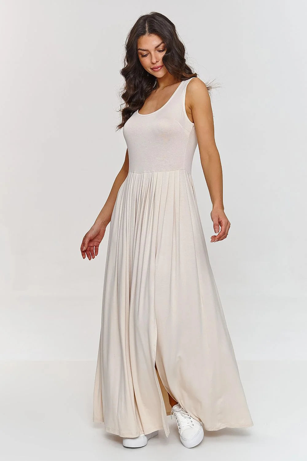 Robe de jour Makadamia longue sans manches encolure ronde jersey crème femmes confortable style minimaliste occasion décontractée été