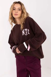 sweat oversize femme marron chocolat molleton col rond manches tombantes rayures rose blanc imprimé NYC lettrage côtelés poignets bas chaud