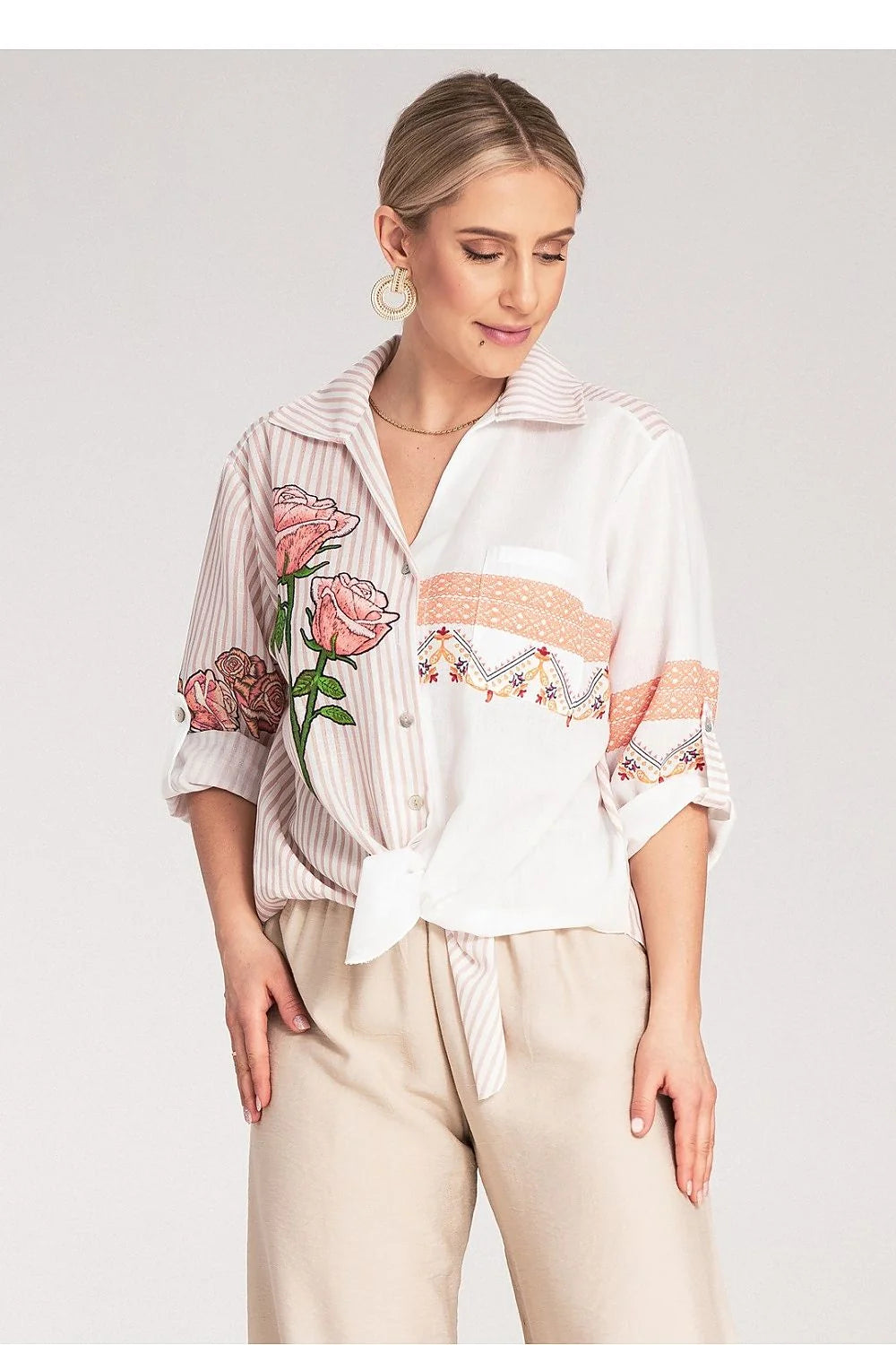 blouse femme asymétrique rayée brodée florale manches troisquarts col classique nouée devant tissu léger dentelle imprimé pêche bohème