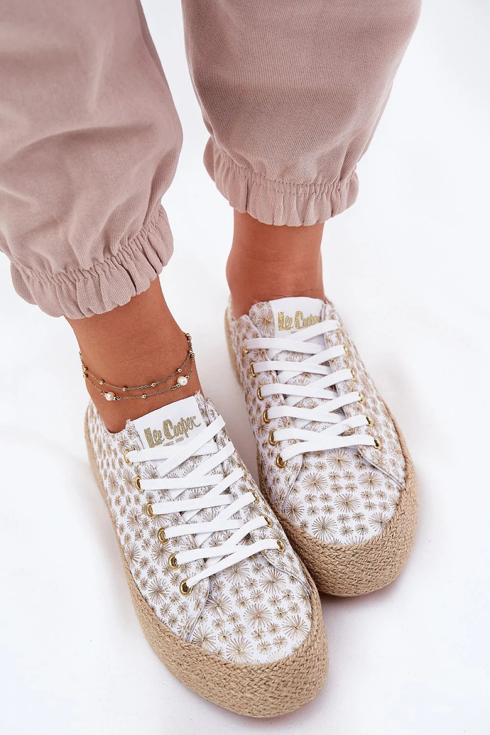 Baskets femme style bohème motif floral doré semelle jute confortable occasion quotidienne et vacances