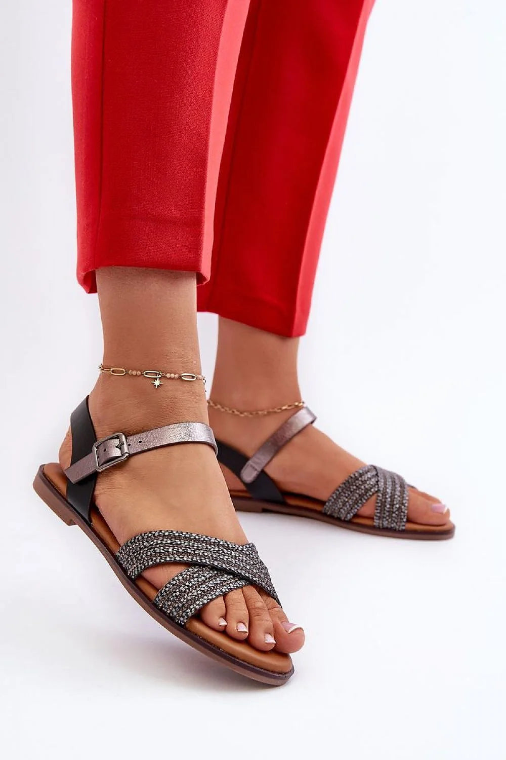 Sandales pour femme style casual chic lanières scintillantes cuir artificiel semelle plate taille ajustable sandales élégantes pour été