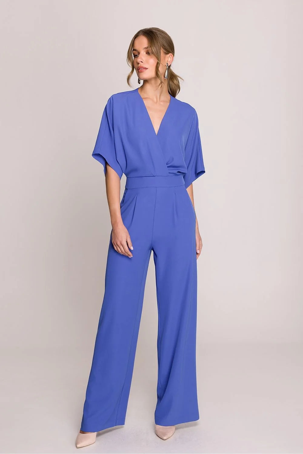 Combinaison Stylove élégante sophistiquée pour femme couleur bleu vif décolleté en V manches amples ceinture intégrée fermeture dissimulée
