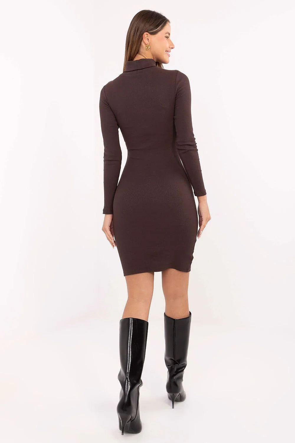 robe crayon tricot côtelé coton elasthanne extensible ajustée silhouette genou col roulé manches longues minimaliste intemporelle confortable bureau quotidienne élégante