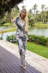 Combinaison longue élégante pour femmes imprimé floral noir tissu doux enceinte ajustée manches courtes style casual chic