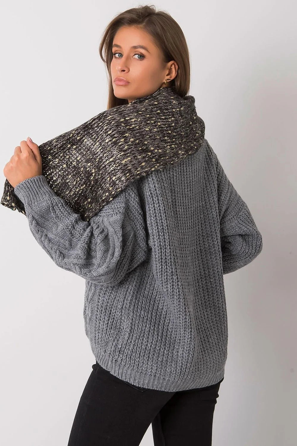 Écharpe châle tubulaire acrylique élégante torsadée chaude douce pour un hiver stylé et confortable