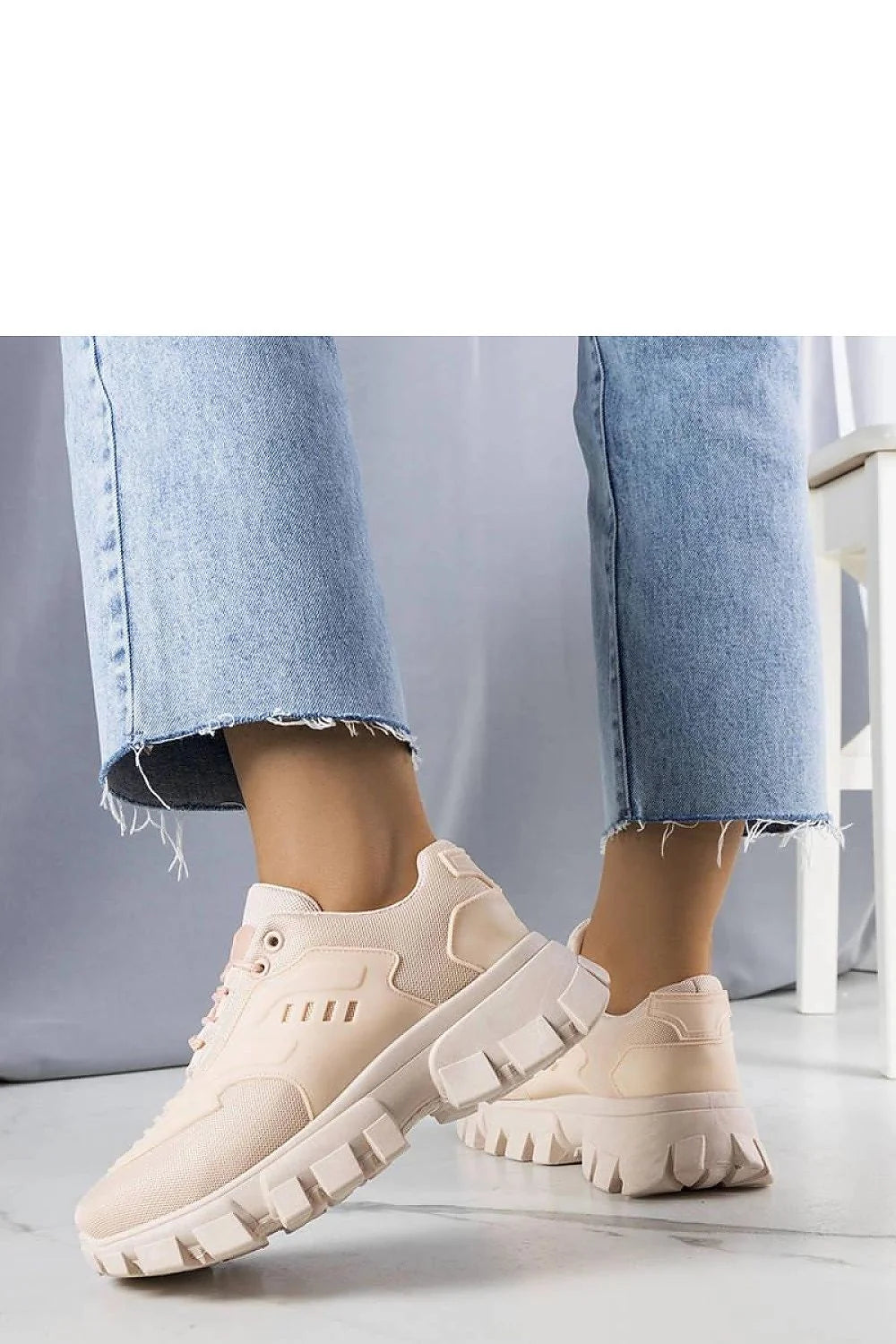 baskets femme chunky rose pâle maille synthétique semelle épaisse crantée plateforme antidérapante amortissante lacets métalliques coupe basse urbaine confortable tendance