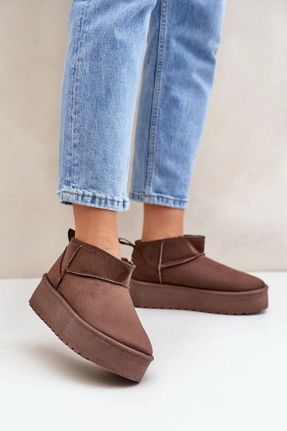 Bottes de neige pour femmes cuir suédé écologique fourrure intérieure haute plateforme style moderne