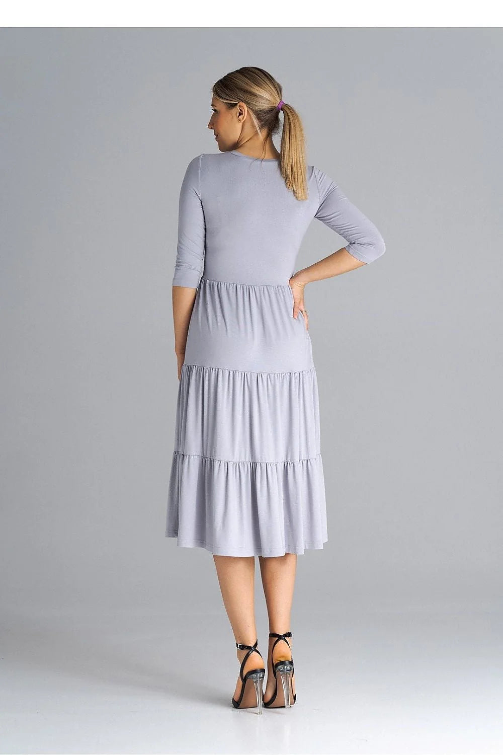 Robe de jour élégante couleur gris clair manches 3/4 encolure ronde plis à la taille robe midi A-line polyester elasthanne femme