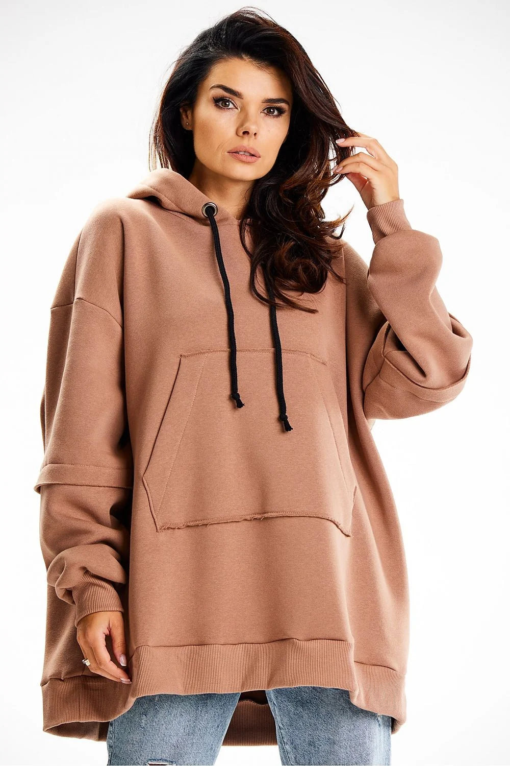 sweatshirt femme oversize streetwear capuche coton polyester terracotta coupe longue épaules tombantes poche kangourou poignets côtelés ourlet brut cordons noirs