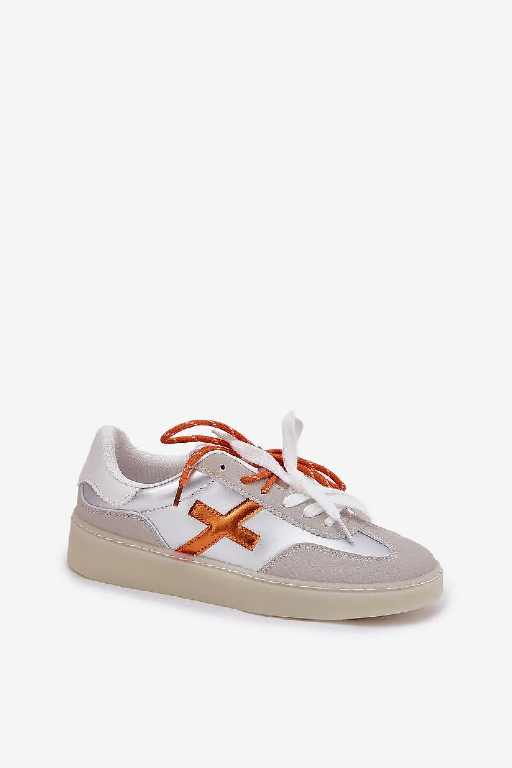 Chaussures de sport pour femmes design moderne élégant confortable cuir artificiel couleur orange motif croix