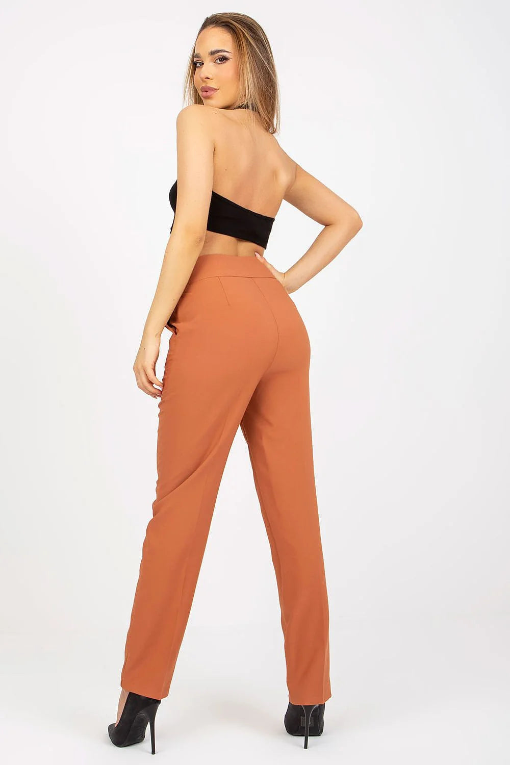 pantalon femme taille haute jambe droite cheville terracotta tissé légèrement stretch pli central ceinture boucle métallique poches latérales