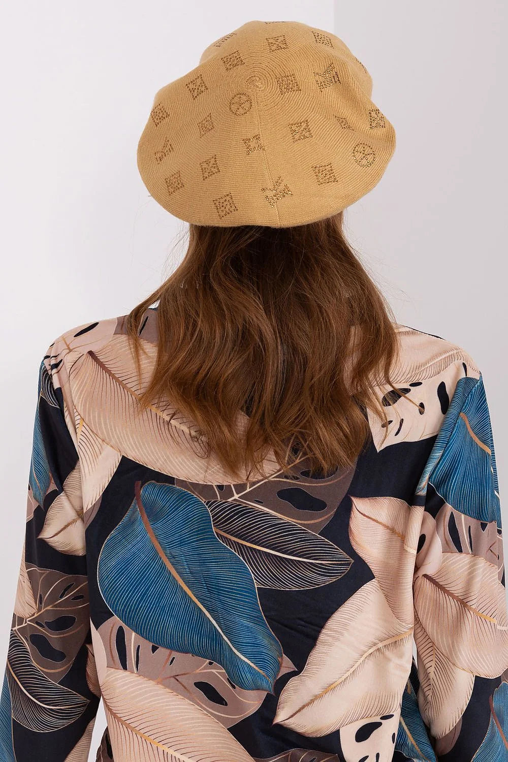 Ensemble chic et décontracté pour femme avec béret en tricot et haut à capuche polyester et coton