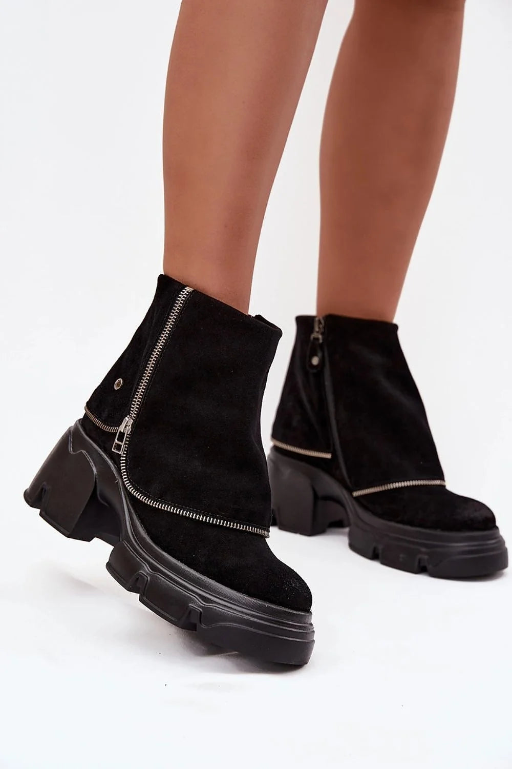 bottines femme cuir naturel noir tige mi cheville zip latéral zip décoratif semelle plateforme crantée talon bloc massif