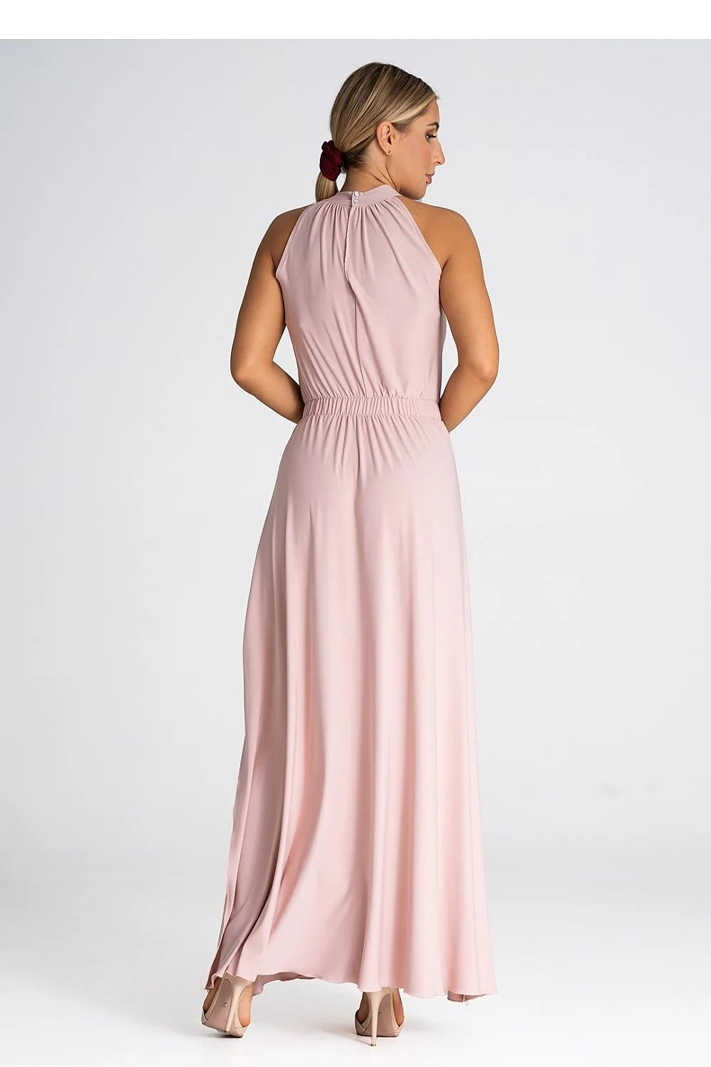 Robe de cocktail élégante longue sans manches couleur rose pâle matière fluide élastique à la taille fente latérale idéale pour soirées élégantes