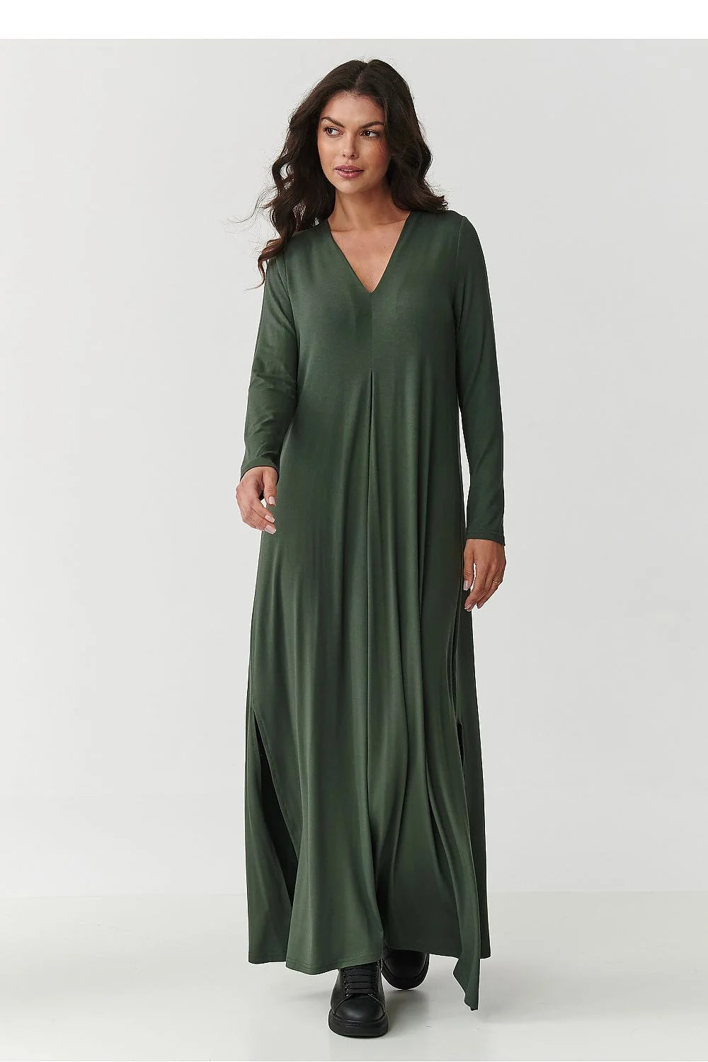 robe longue maxi femme viscose élasthanne stretch fluide drapé décolleté V manches longues coupe évasée fentes latérales confort minimaliste élégant