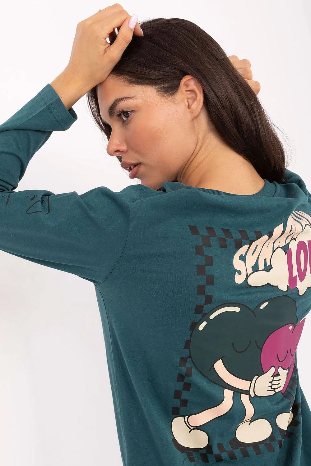 chemisier femme manches longues col rond coupe droite coton jersey vert émeraude imprimées poitrine inscriptions graphique motif coeur cartoon