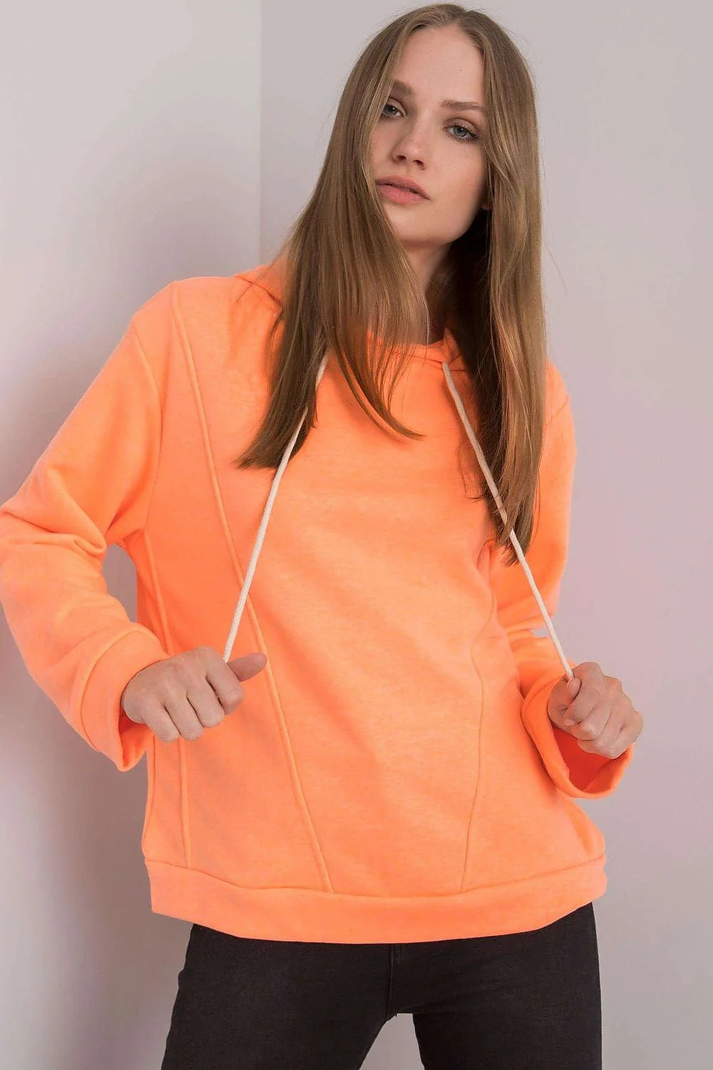 hoodie femme jaune fluo coton elasthanne molleton doux coupe ample épaules tombantes manches longues capuche doublée cordon blanc réglable