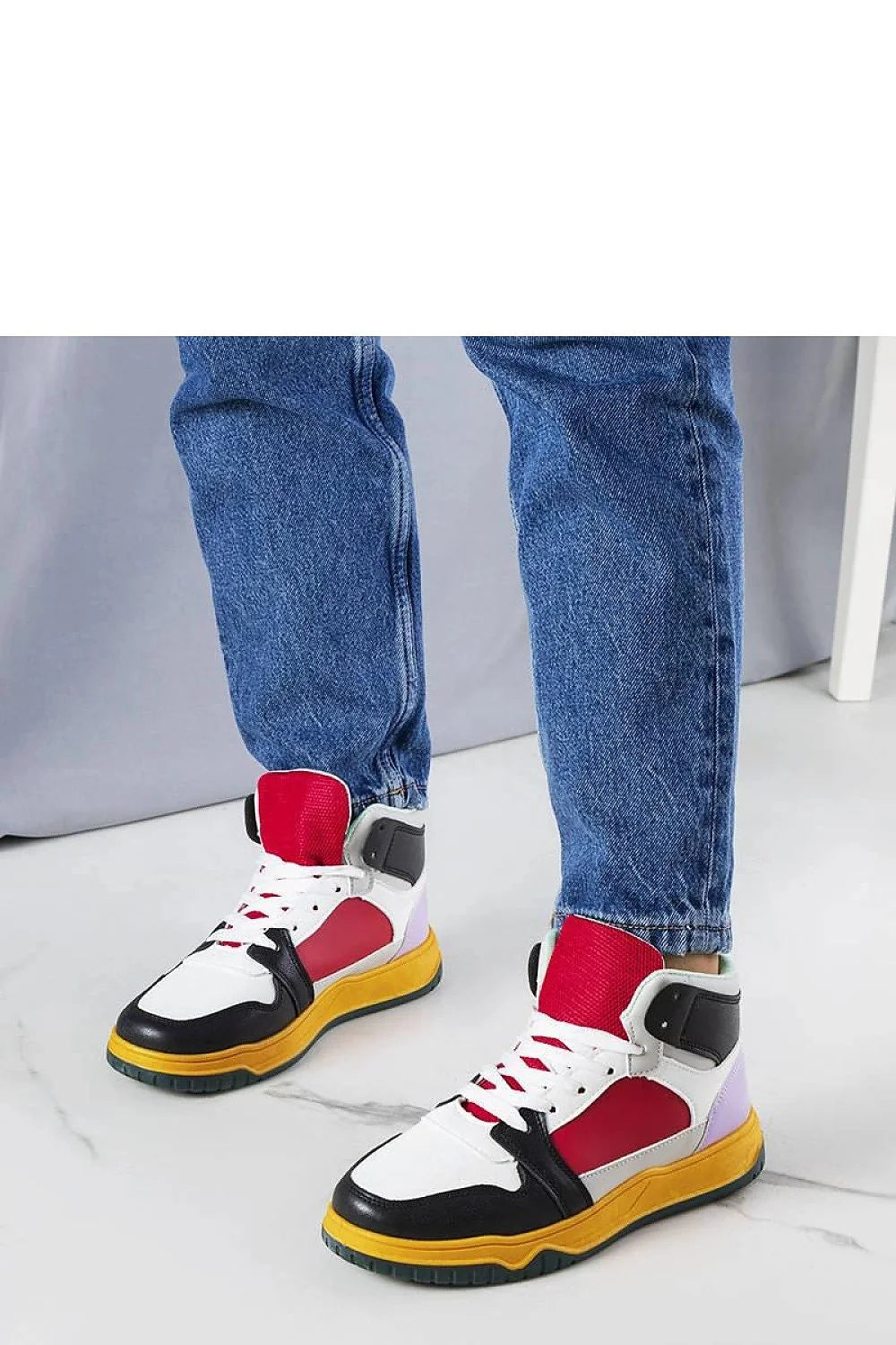 Baskets montantes femme design moderne audacieux style sportif streetwear coloris contrastés cuir synthétique tissu confort ankle support