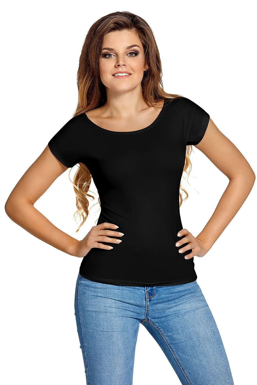 T-shirt noir femme en viscose élasthanne coupe ajustée casual manches courtes style minimaliste moderne