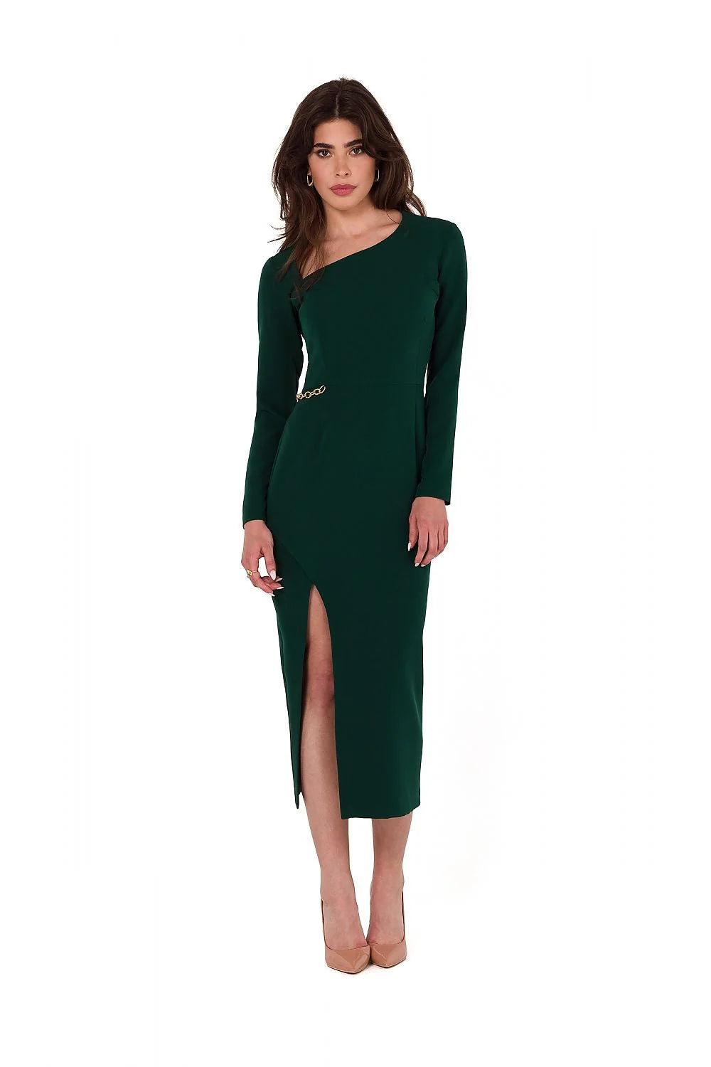 Robe de soirée élégante asymétrique épaule nue manches longues ceinture dorée couleur verte longueur midi femme