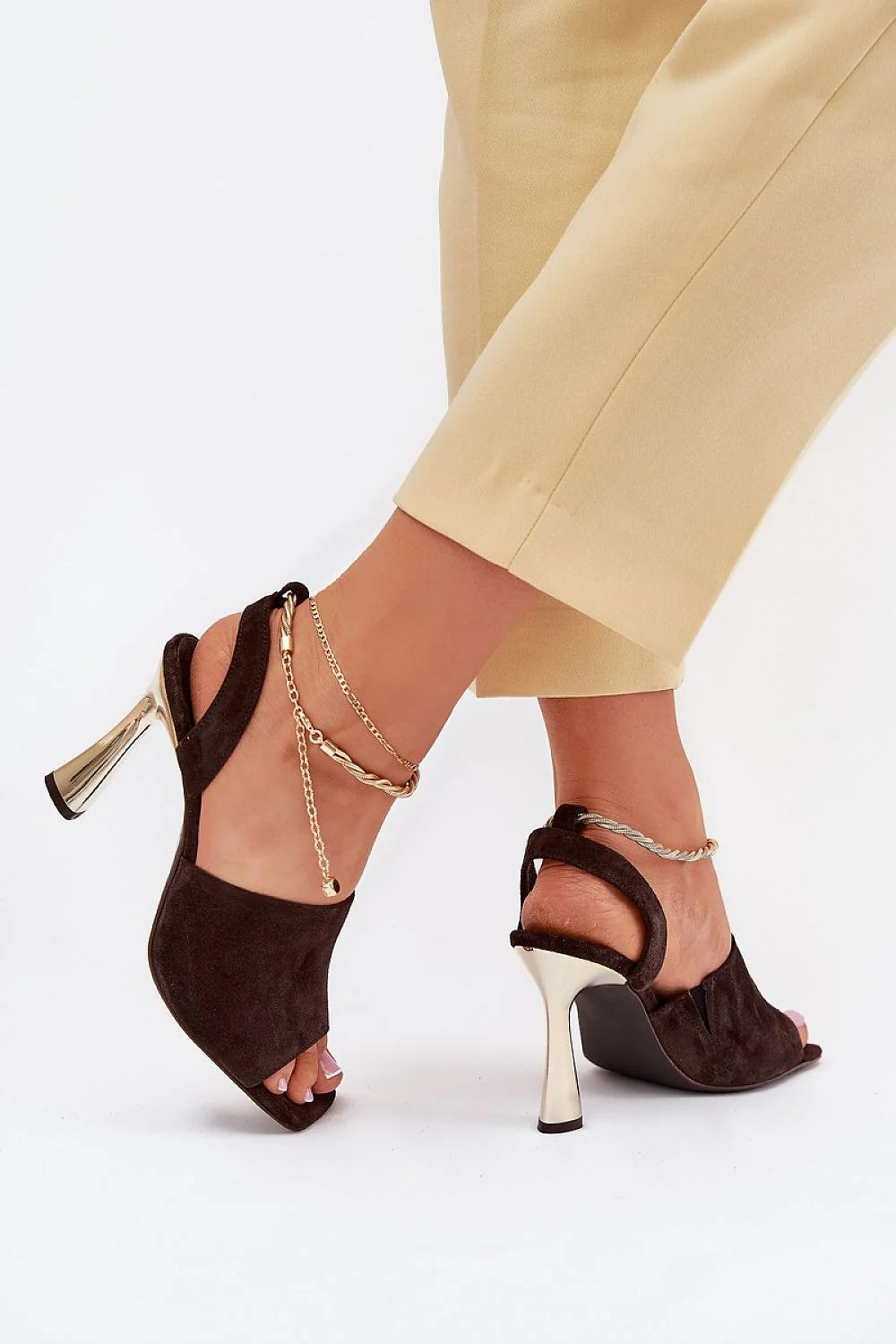 Sandales à talons stiletto Che Bello design élégant ouvert orteils cuir naturel doré cheville chaines femmes