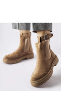 Bottines Chelsea femme style moderne élégant beige sand suède semelle épaisse caoutchouc résistante détails métalliques ajustables