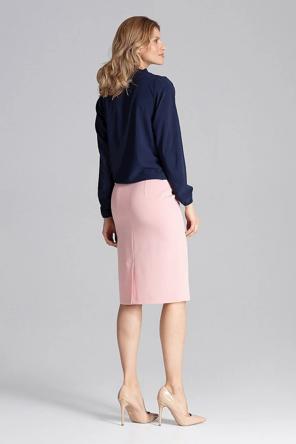 Chemisier Figl dentelle délicate encolure enveloppante féminine élégance manches bandes élastiques confort polyester élasthanne stretch doux léger ajustement flatteur