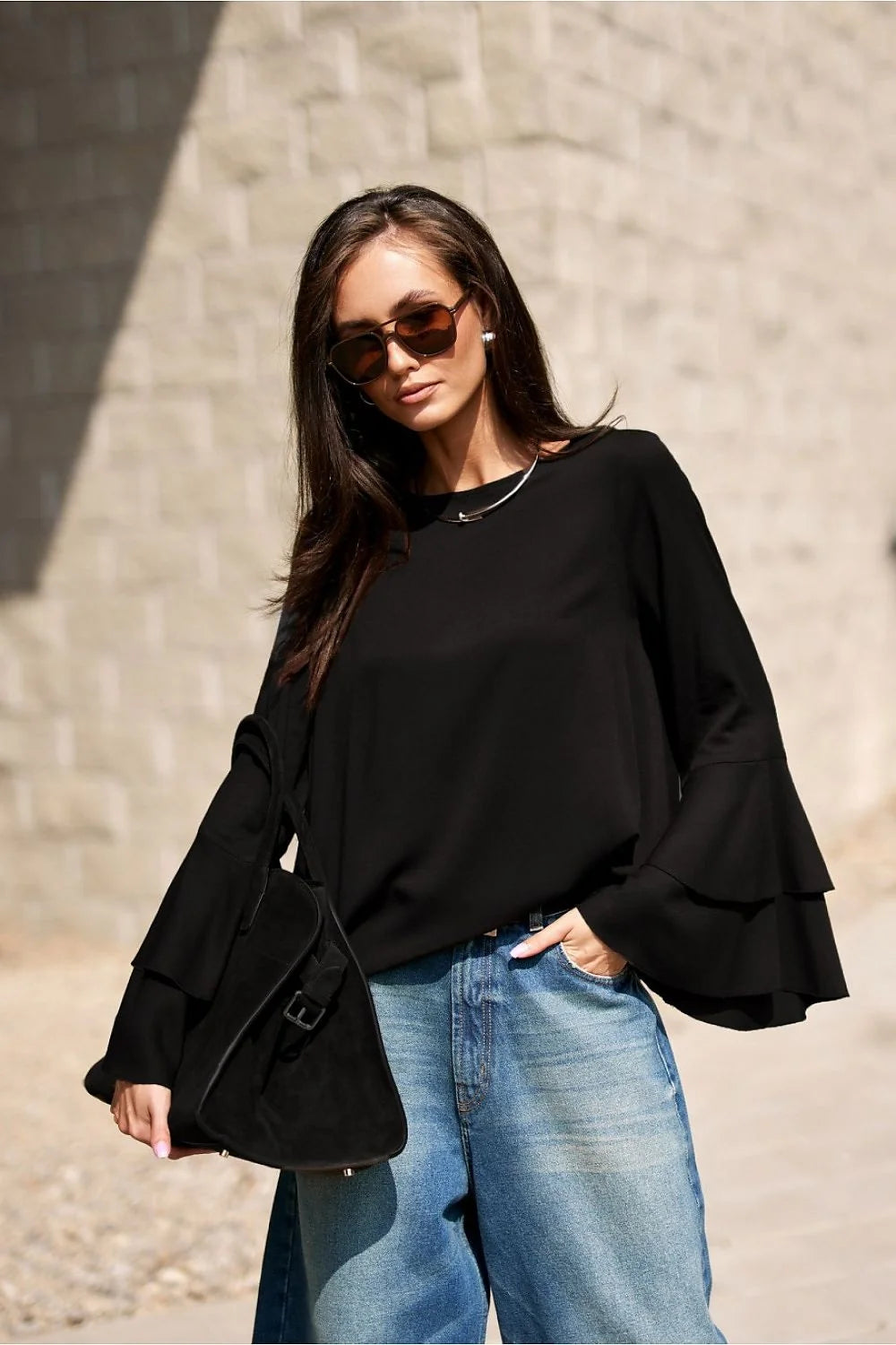 chemisier femme noire viscose légère élasthanne manches longues volants paliers col rond coupe ample fluide longueur hanche chic polonaise
