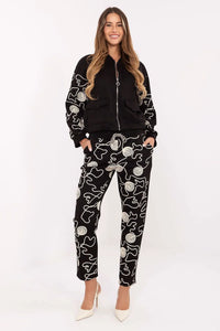 ensemble survêtement femme élégant confortable sweat capuche zippé bomber molleton noir pantalon jogger taille haute cordon broderies imprimé graphique blanc