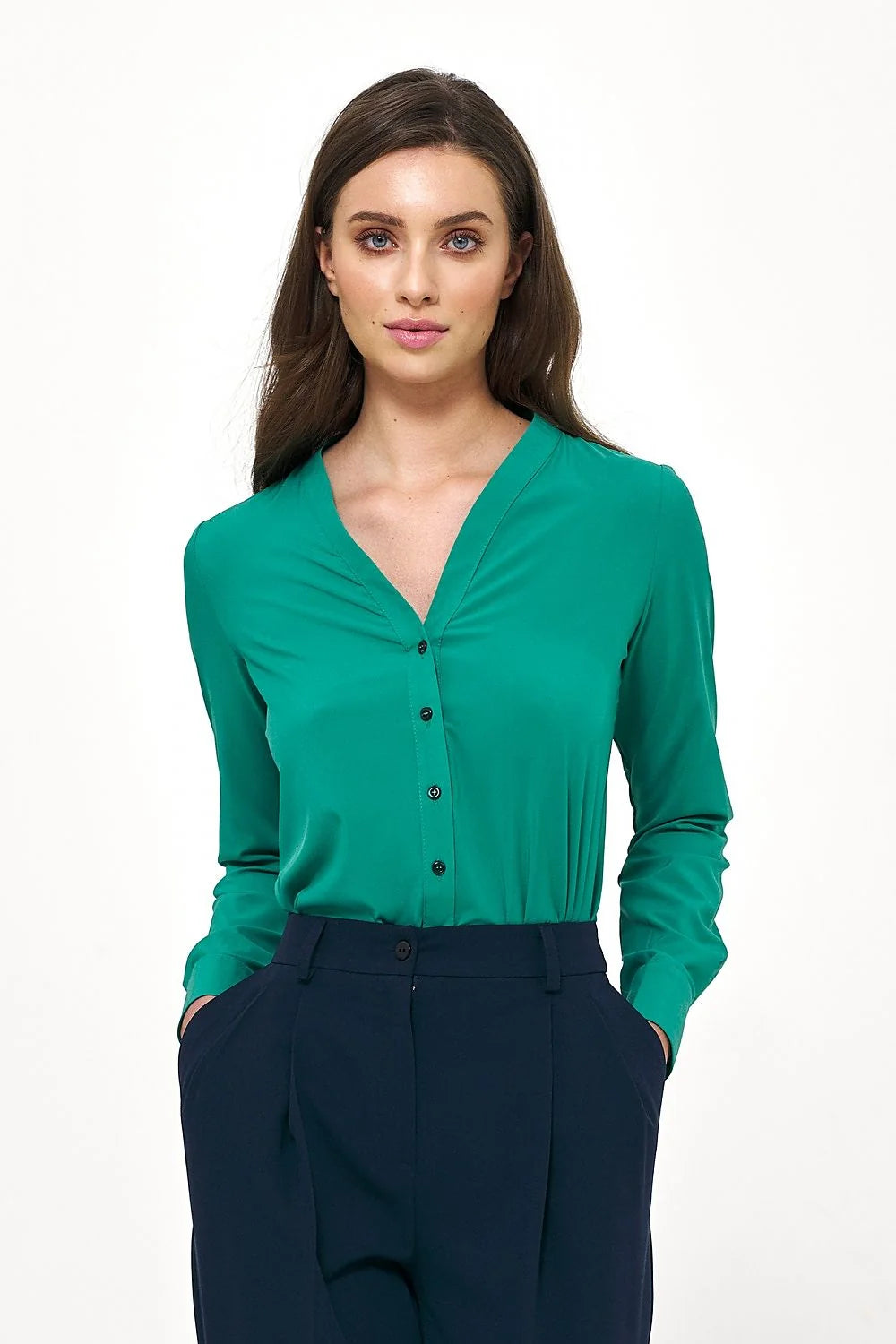 Chemise femme élégante manches longues coupe ajustée vert émeraude soie polyester Nife style professionnel soirées travail