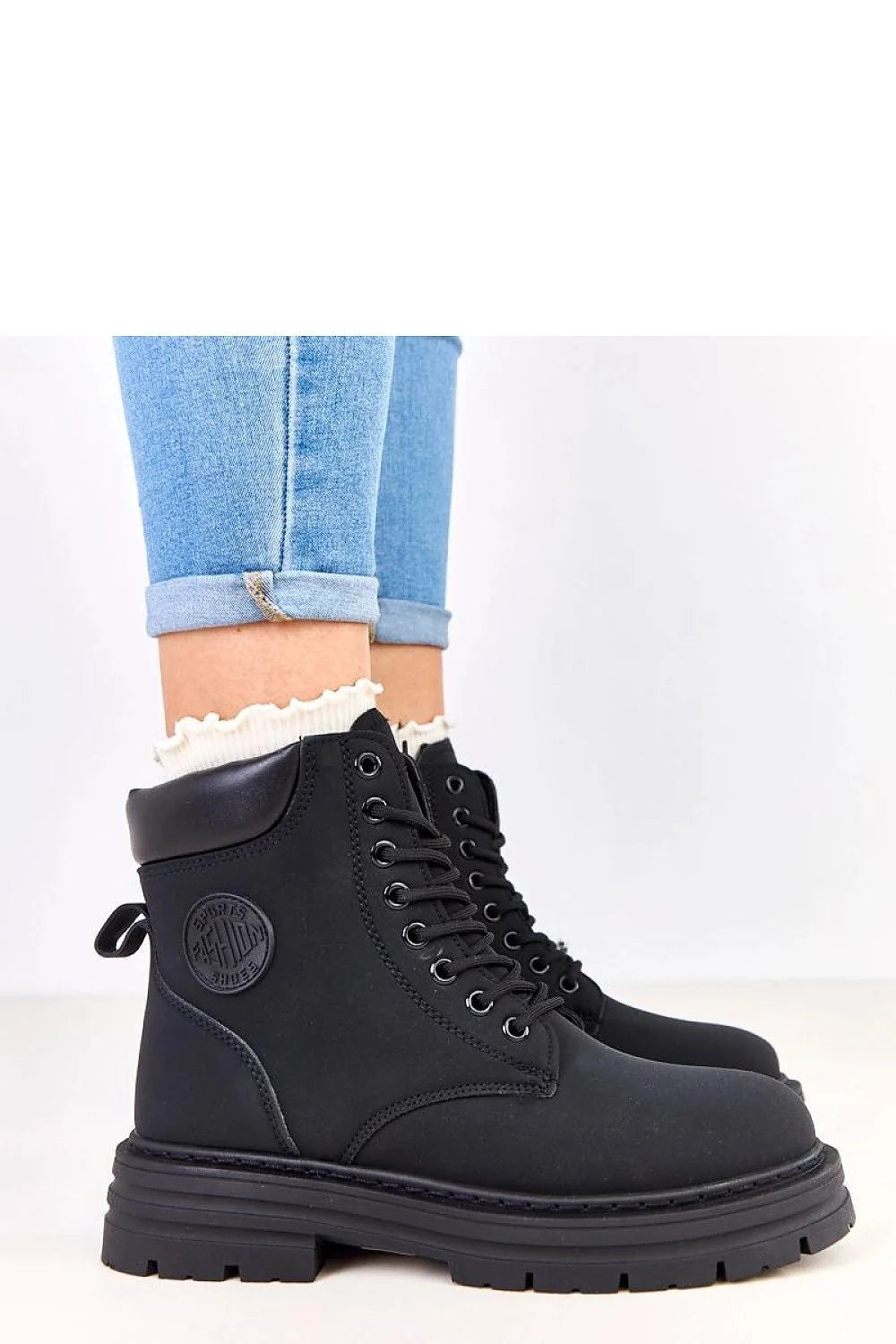 bottines femme trappeur Solea noir mat cuir synthétique doublure fourrure chaude lacets réglables zip latéral semelle crantée plateforme talon stable