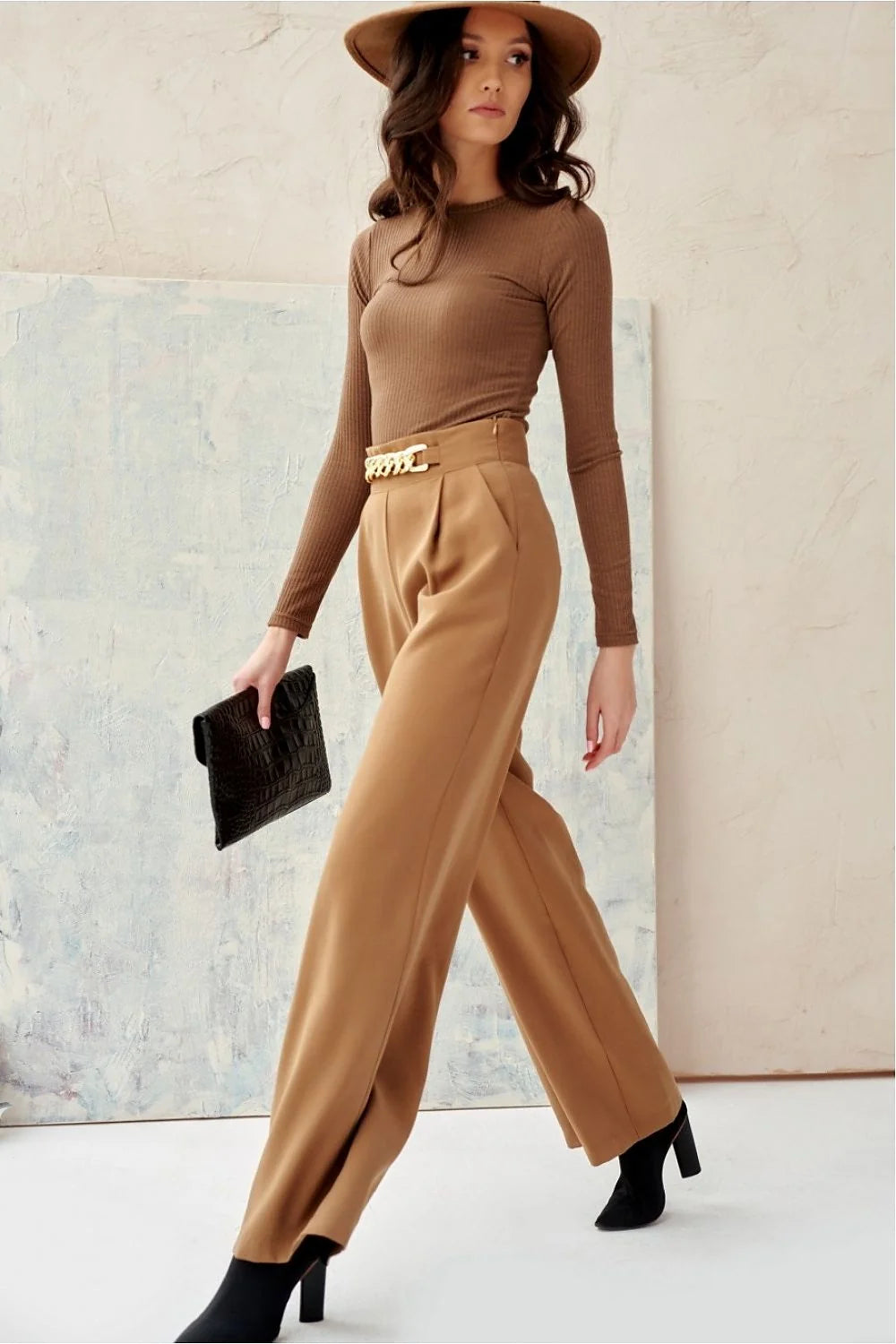 Pantalon femme Roco Fashion à jambes larges, chaînes dorées, tissu haute qualité, taille haute, ceinture intégrée, polyester-viscose, élégance et confort