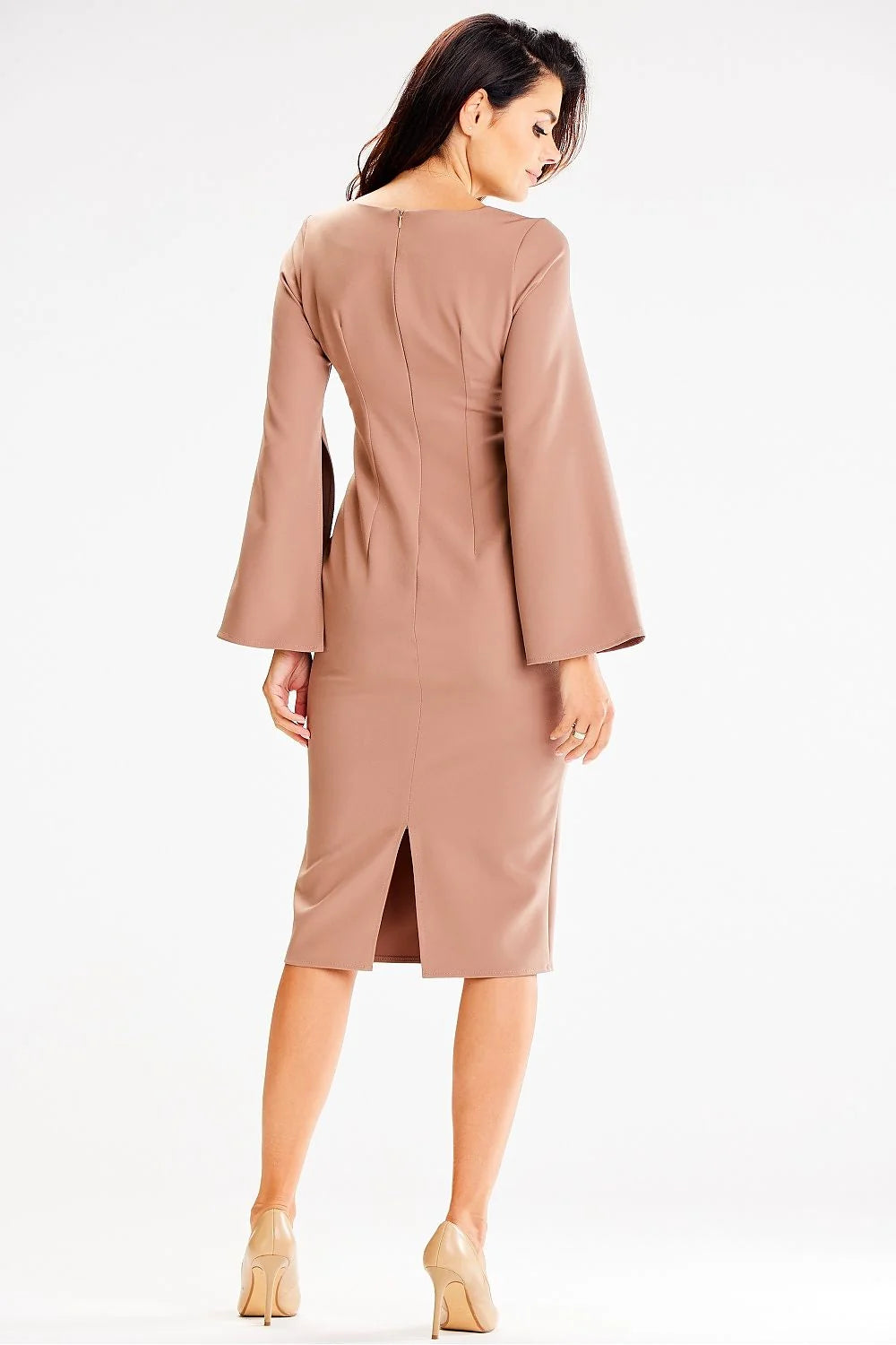 Robe de cocktail élégante en V manches fendues couleur beige rosé polyester elasthanne taille ajustable femme