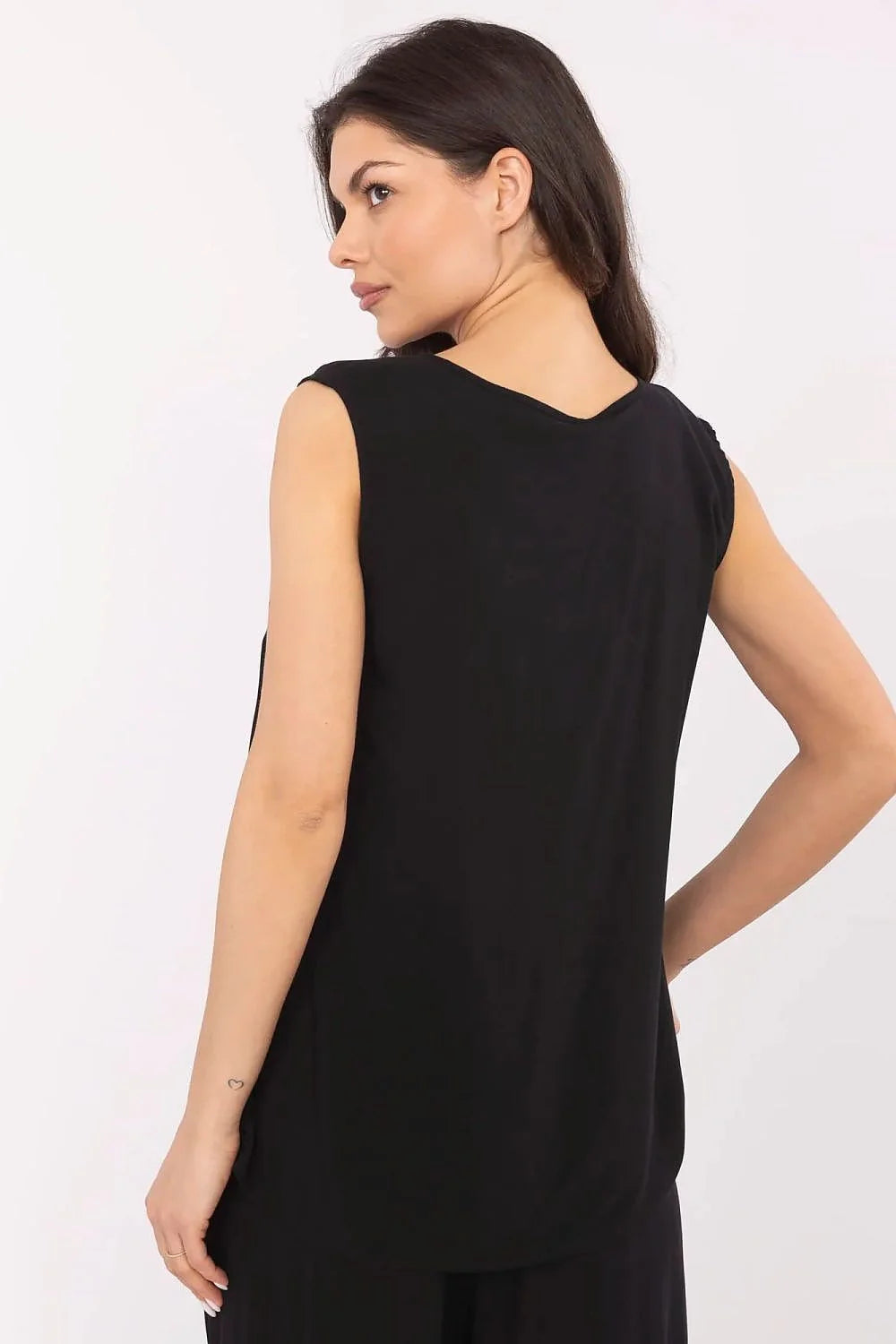 chemisier femme Sublevel sans manches viscose fluide léger aéré doux confortable coupe droite encolureV noir minimaliste